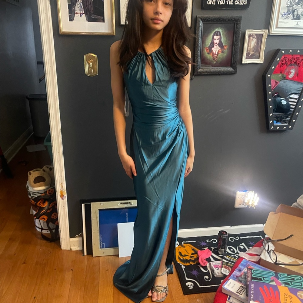 Elegant Teal Evening Gown